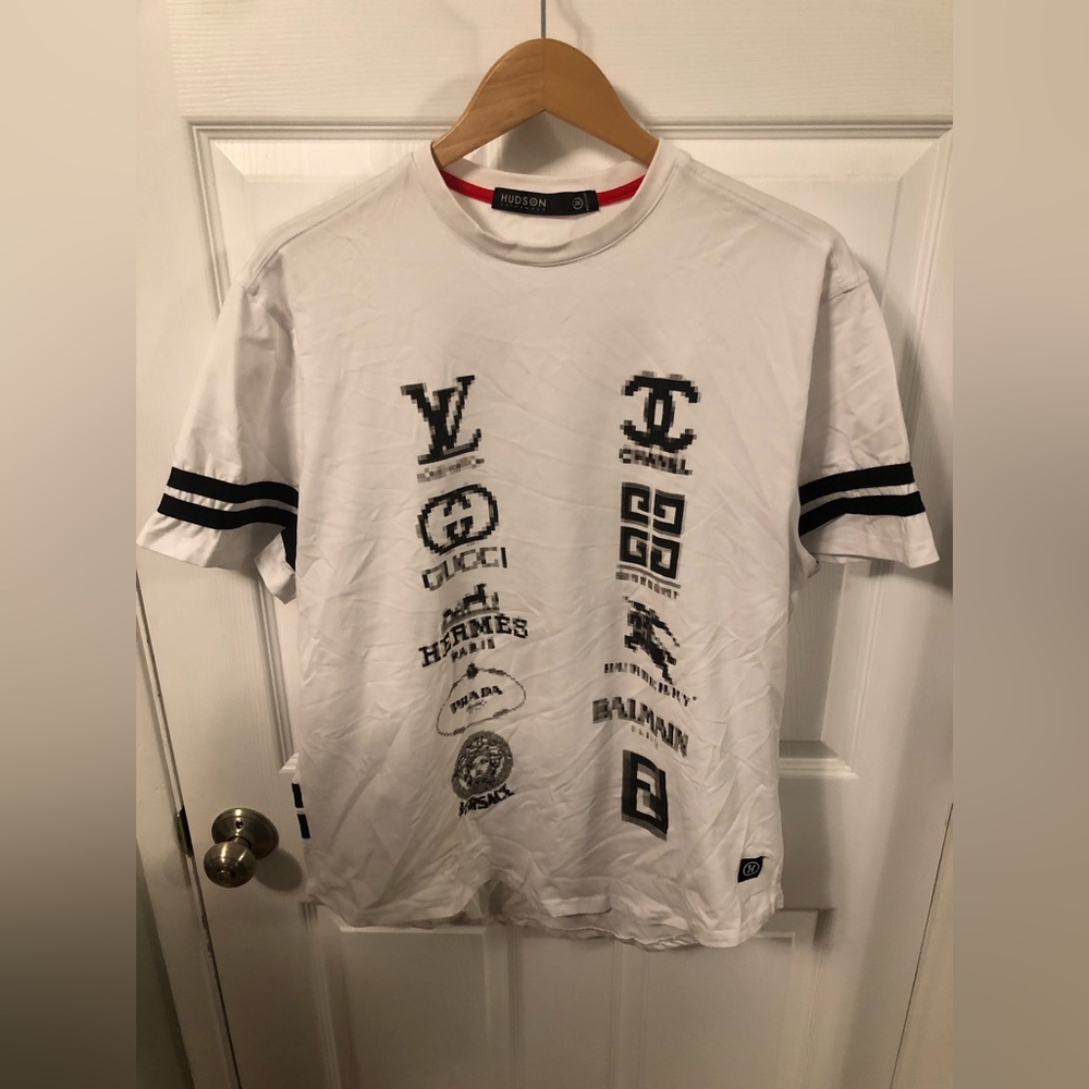 Hudson Luxury Logo Graphic Tshirt
